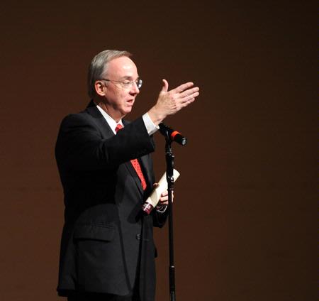 President Dockery greets guests at the twenty-first annual Carolyn Townsend McAfee Organ Concert. Ken Cowan was the organist for the evening's concert.