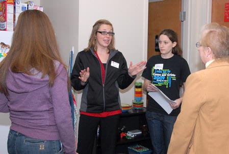 Carrie Phillips, sophomore journalism major, shows her preview day tour group the Union residence complex. Prospective students and their families get the chance to see Union in person through Preview days throughout the year.