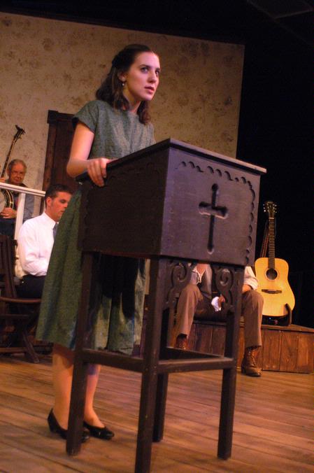 Sara Chinery plays Denise Sanders in Smoke on the Mountain.