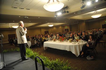 Dennis Swanberg speaks to guests at the West Tennessee Pastors Appreciation Banquet.