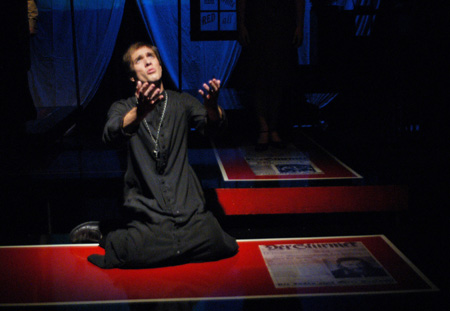 Ryan Schunemann as the Priest in <i>Die Ratzel</i>.