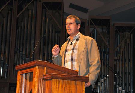 Joel White, lecturer in new testament at the Free Theological University in Giessen, Germany, speaks in chapel. 