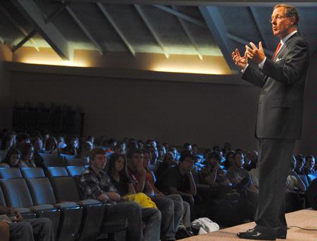 Bryant Wright, president of the Southern Baptist Convention and senior pastor of Johnson Ferry Baptist Church in Marietta, Ga., speaks to Union students about the blessings and challenges of marriage.