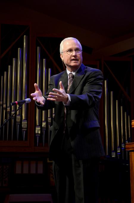 Bruce Chesser, senior pastor of First Baptist Church in Hendersonville, Tenn., speaks during chapel.