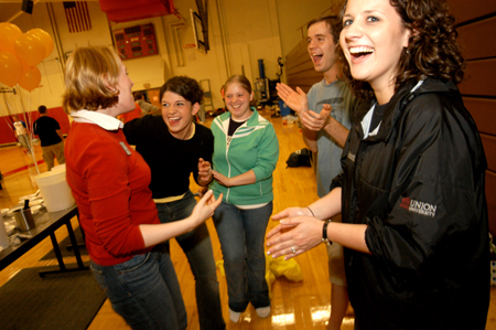 Dean of Students Kimberly Thornbury and seniors Jodie Curtis, Becky Johnson, Landon Preston and Ashley Mitchell enjoy some fellowship during the Spring Thing weekend.