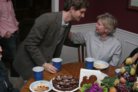 Sophomore Ronald Long thanks Pam Sutton, his English professor, for the soup and conversation.