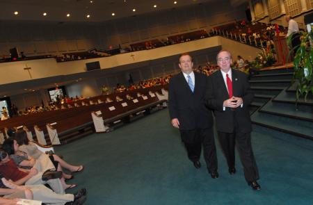 President Dockery arrives at West Jackson Baptist Church with Richard Land, president of the Ethics and Religious Liberty Commission of the Southern Baptist Convention, who was the keynote speaker for the August graduation ceremony.