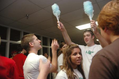 Cotton candy all around before the Focus show.