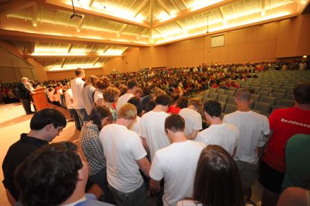Parents and the Union community circle the chapel in prayer for the new freshmen and transfers.