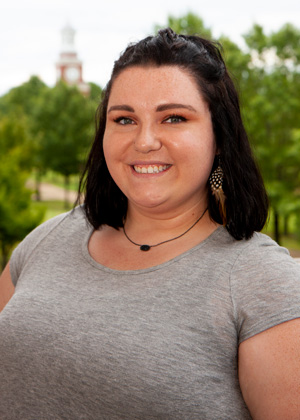 Corinthia Brooke Sanders ('22)