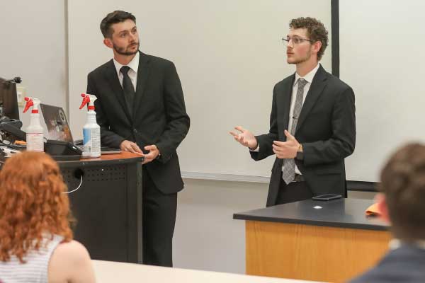 DSH student at Union