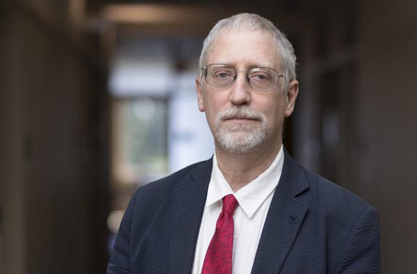 Pulitzer Prize-Winning Historian to Serve as 2023 Carls-Schwerdfeger History Lecturer