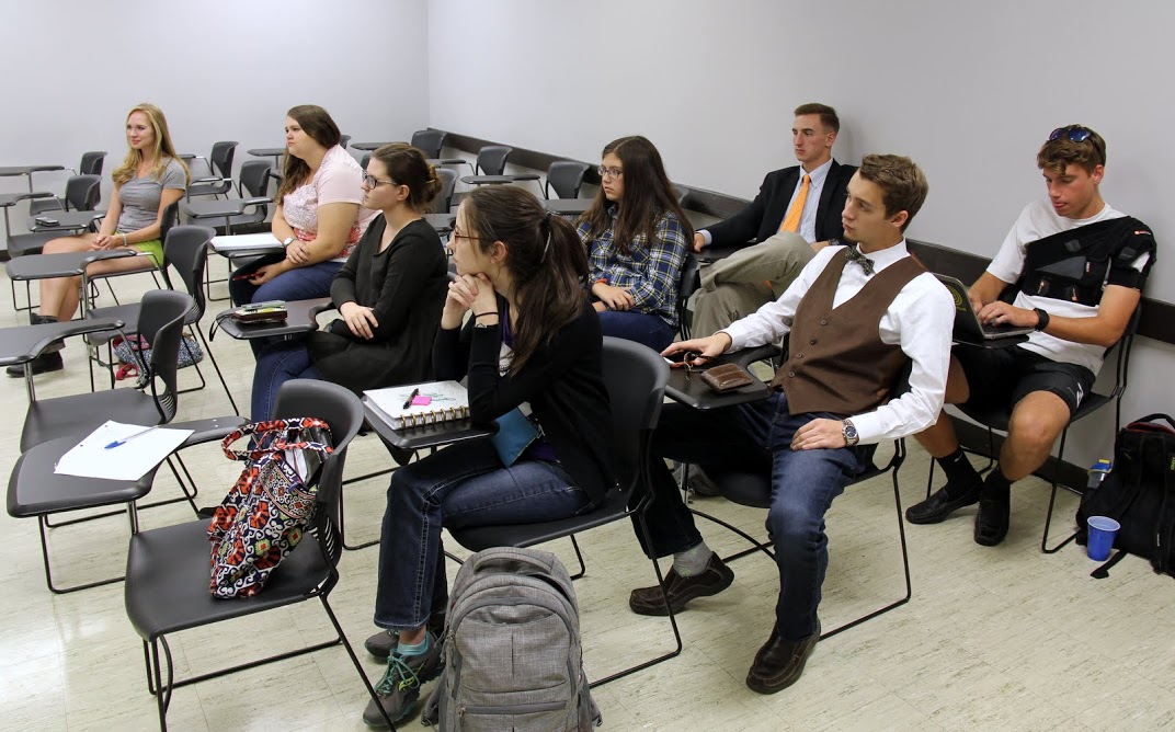 Attendees at the Rutledge Honorary History Club meeting on October 10, 2016, listen to President Kathryn Mitchell's introductory remarks.