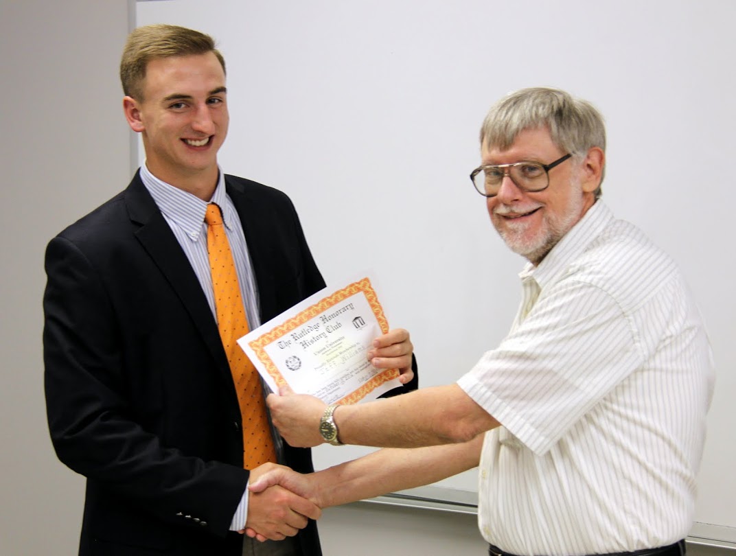 Dr. Terry Lindley (right) presents Jeff Williams with his Rutledge Honorary History Club certificate of membership on October 10, 2016.