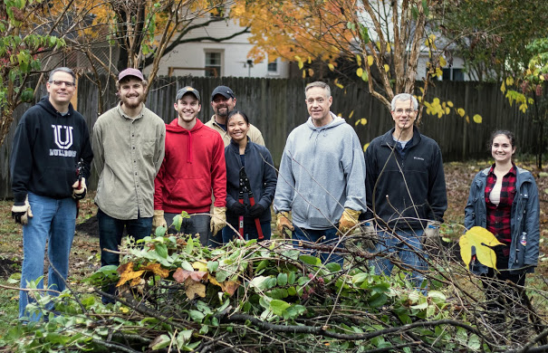 Participants in the history department's community service project at Liberty Garden Park on November 7, 2017 pause for a photo. They are (left to right): Dr. Keith Bates, Luke Sower, Seth Reid, J. D. Sims, Katherine Cheshire, Dr. Henry Allen, Dr. David Thomas, and Lydia Black. Photo by Janelle Vest