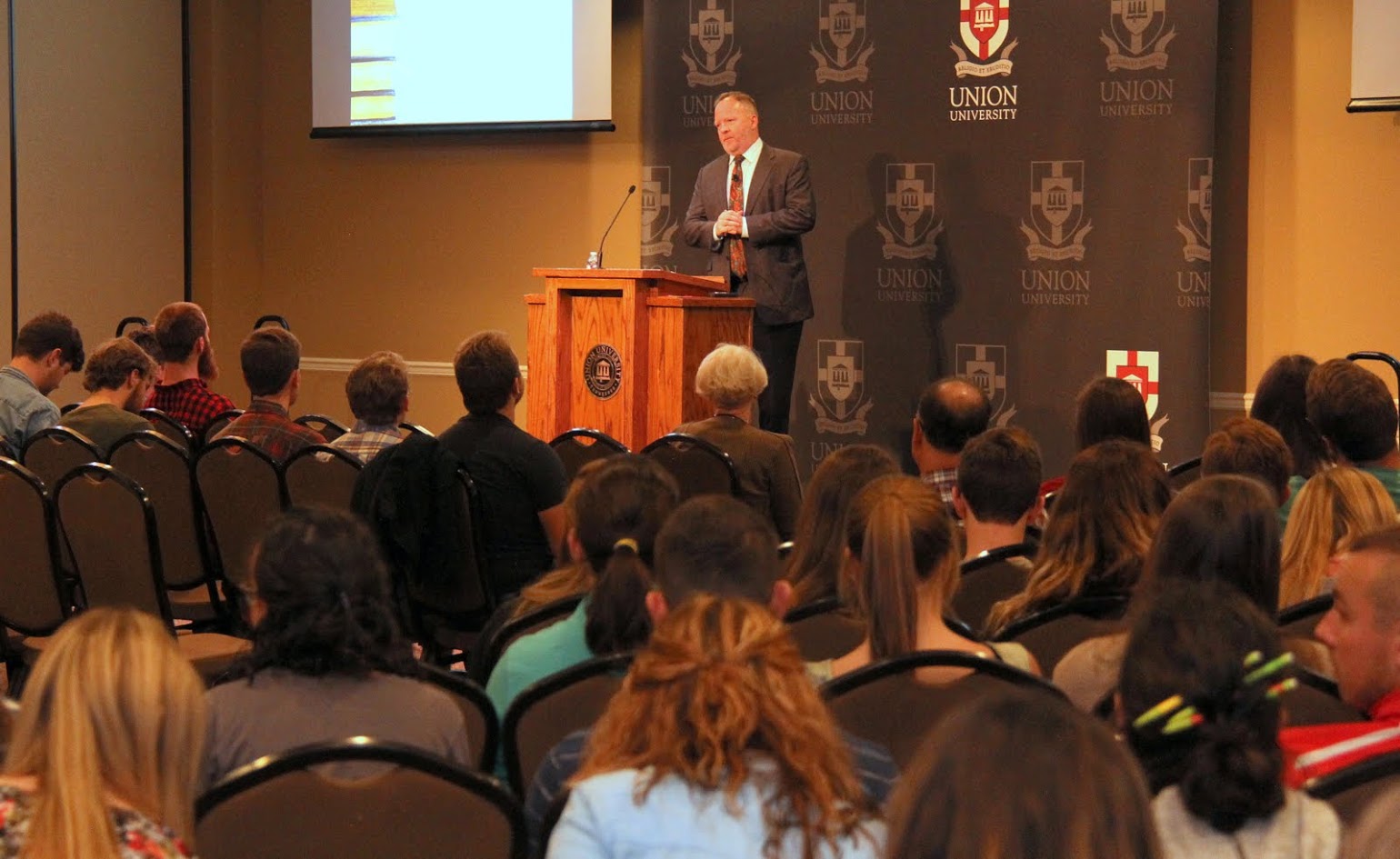 Dr. Bruce Gordon of Yale Divinity School speaks about John Calvin's INSTITUTES OF THE CHRISTIAN RELIGION as the Carls-Schwerdfeger History Lecturer on October 19, 2017.