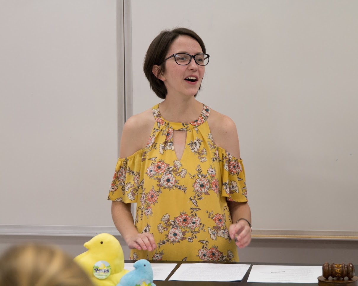 Delta-Psi President Lauren Butler announces upcoming chapter activities during the Phi Alpha Theta plenary meeting on September 20, 2018. Photo by Lynn Tucker