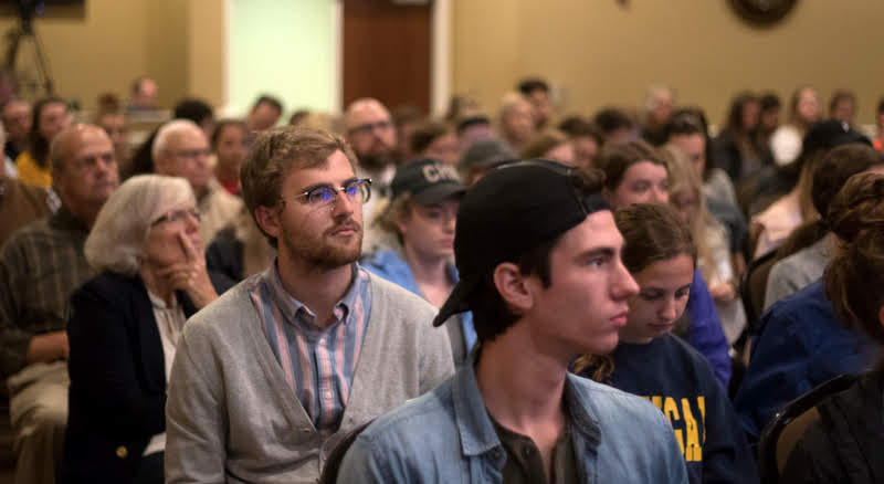 A crowd of 140 people listens to Dr. Joan Waugh speak about Ulysses S. Grant and the Nature of Surrender During World War I on the afternoon of October 21, 2019.
