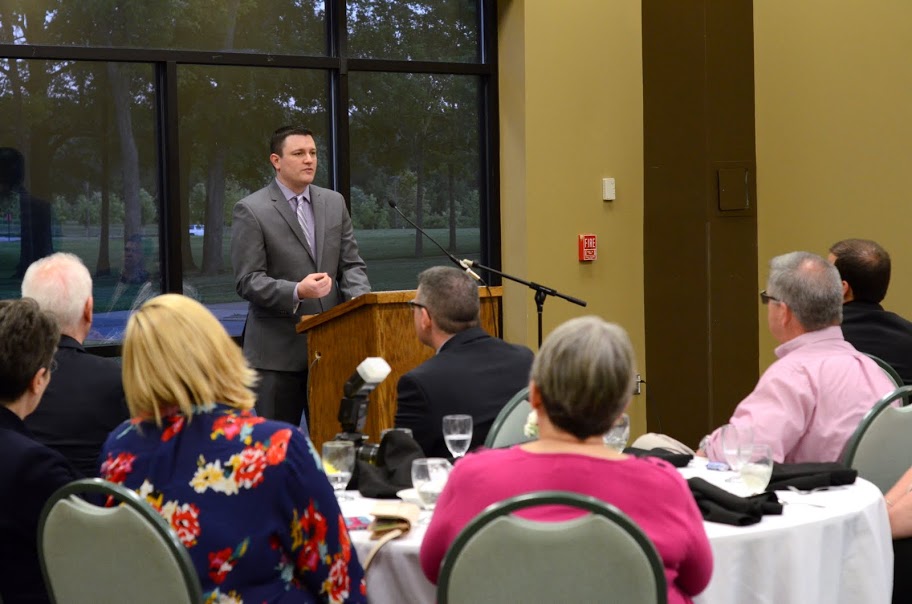 J. Jason Williams shares a few comments after receiving the History Alumni Distinguished Achievement Award at the history awards banquet on May 5, 2016. Photo by Mikalla Cotton
