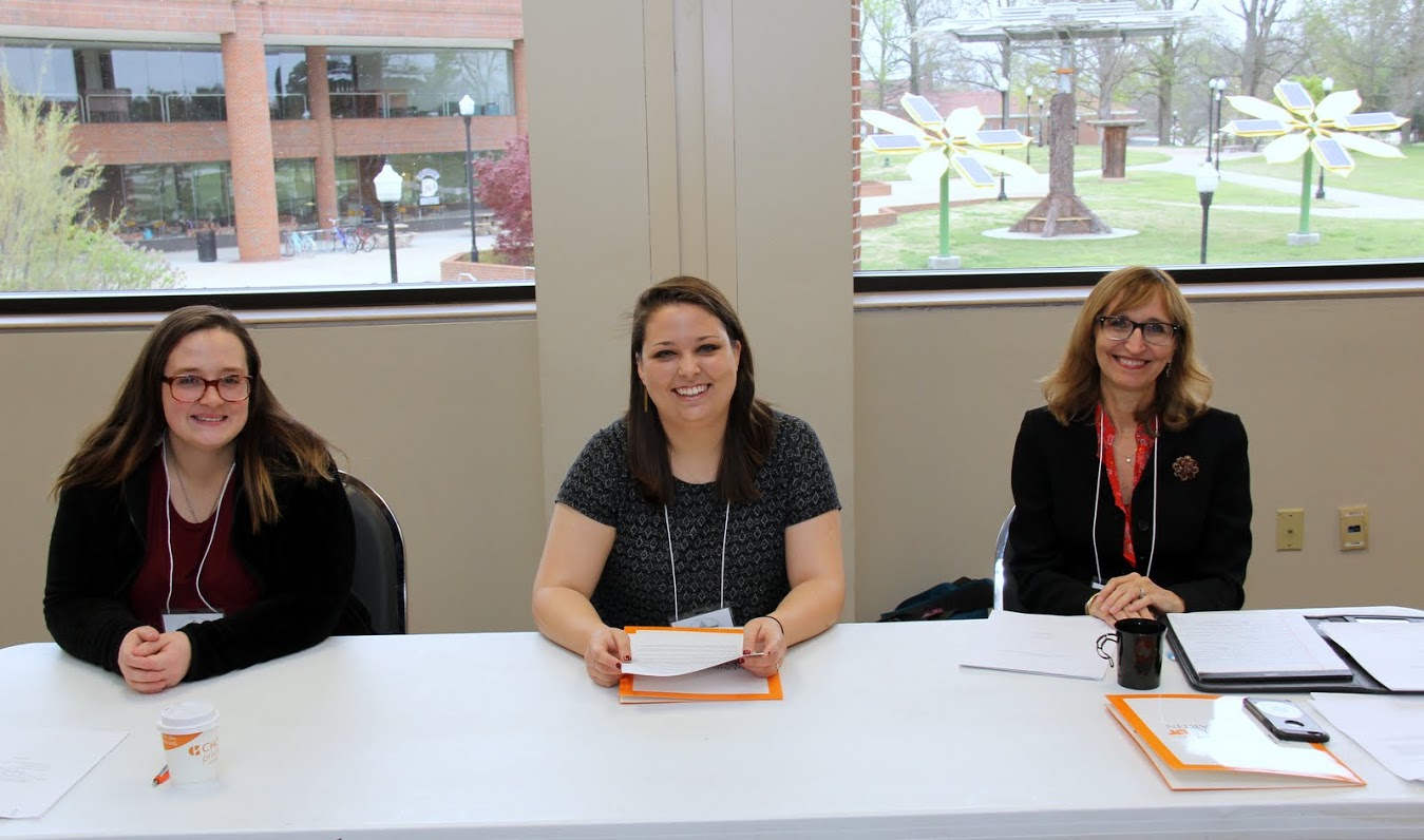 Delta-Psi chapter member Emily Littleton (center) sits with other members of her Tennessee History panel at the Phi Alpha Theta regional conference at UT Martin on April 1, 2017. The other panel members are Emily Bernin (left) and Dr. Minoa Uffelman (the panel chair).
