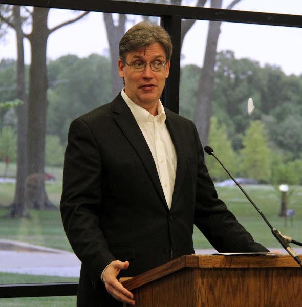 Dr. Chris Blair of Union University's communications department delivers the banquet address on Walt Disney and World War II at the History Department Awards Banquet on May 3, 2018. Photo by Katherine Cheshire