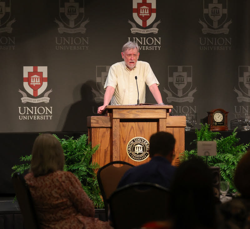Dr. Terry Lindley reminisces about his educational career during a recognition of his 36 years of service to Union at the annual faculty-staff luncheon on May 20, 2022. Photo by Suzanne Rhodes