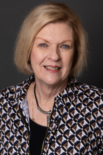 Kathie Cepparulo headshot