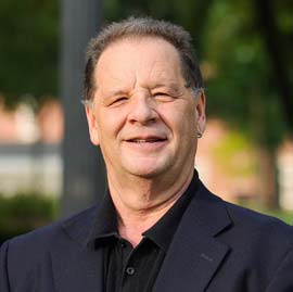 Tim Smith square headshot