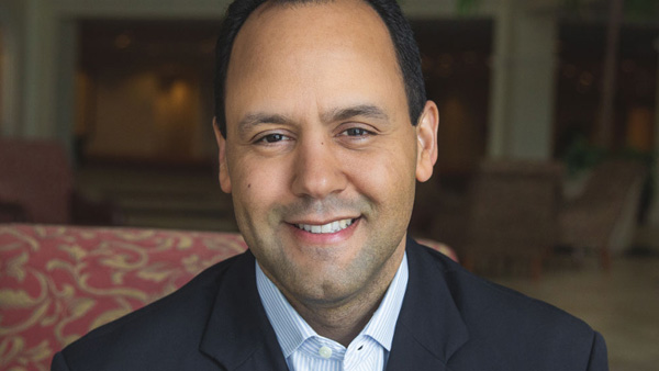 <em>Chapel:</em> Edgar Aponte