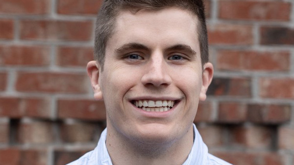 <em>Chapel:</em> Travis Jones