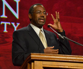 Dr. Ben Carson speaks at the Carl Perkins Civic Center during Union’s 16th annual Scholarship Banquet Oct. 22. The sold-out event raised more than $500,000 for student scholarships. (Photo by Morris Abernathy)