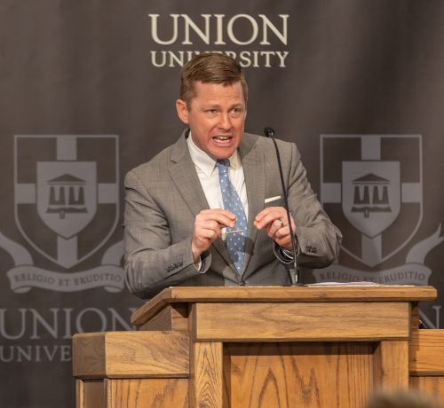 Eric Smith delivers the annual Dockery Lectures. (Photo by Karley Hathcock)