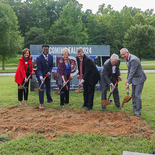 Union University broke ground Sept. 9 on a new academic building that will house the McAfee School of Business and the departments of computer science and engineering. 