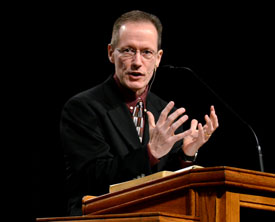 Chuck Lawless speaks at Union during GO Week. (Photo by Morris Abernathy)