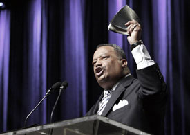 SBC President Fred Luter will speak in chapel at Union Sept. 26. (Photo by Bill Bangham)