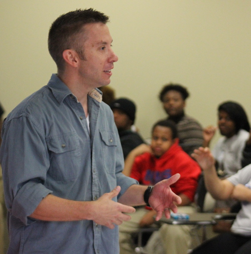 J.R. Kerfoot, associate professor of biology, addresses sixth graders in the MentorU program when they visited Union's campus in October. (Photo by Sol Bee Park)