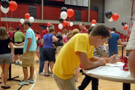 Cameron Lindsey, freshman, begins registration on move-in day. - Photo by Kristi McMurry Woody