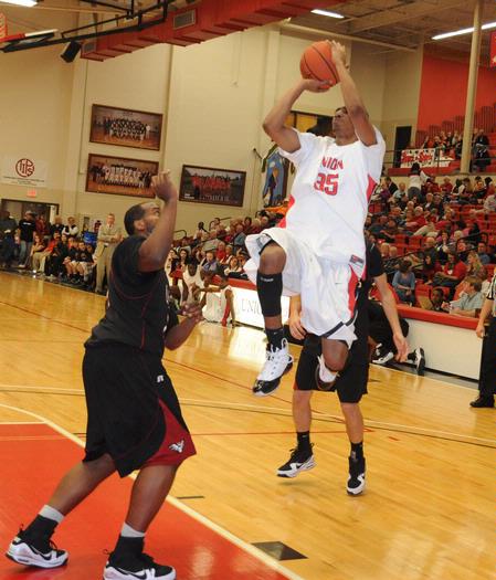 Keith Tolliver. - Photo by Morris Abernathy