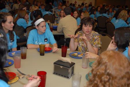New freshmen fellowship and chat with professors in the banquet room of the Carl Grant Event Center. - Photo by Kristi McMurry Woody