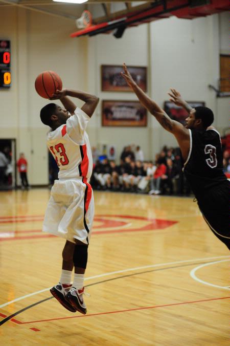 Martez Hawkins - Photo by Morris Abernathy