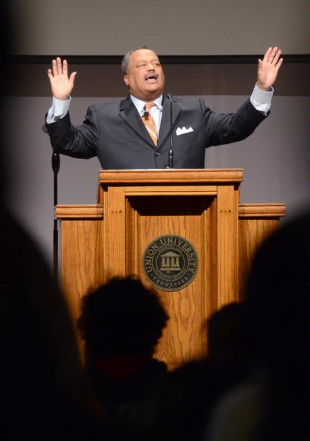 Fred Luter, Jr., senior pastor at Franklin Avenue Baptist Church in New Orleans, Louisiana, speaks to students during chapel. - Photo by Beth Spain