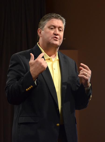 Steve Gaines, pastor of Bellevue Baptist Church in Cordova, Tenn., speaks during chapel about the role of prayer in strengthening churches and developing a personal relationship with God. - Photo by Jacob Moore