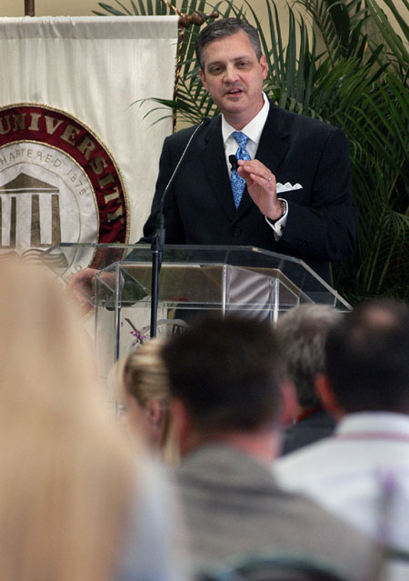 Southern Baptist Theological Seminary President R. Albert Mohler, Jr. presents an address titled <i>Baptist Identity: Is There a Future?</i> at the Baptist Identity Conference held on Union's campus April 5-6. - Photo by Jim Veneman