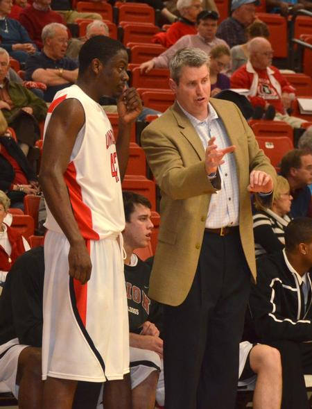 Paul Valdor (left), Union head coach David Niven. - Photo by Morris Abernathy