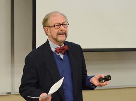 Tom Bohs, editorial page editor and columnist for <em>The Jackson Sun</em>, speaks at Town & Gown: Media, Politics & Democracy, a lecture series sponsored by the Center for Media, Faith and Culture. - Photo by Jacob Moore