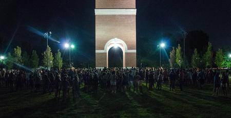 Students gather at the Howdy Party on the Great Lawn to reunite after summer break and enjoy snacks provided by the Student Government Association. - Photo by Jacob Moore