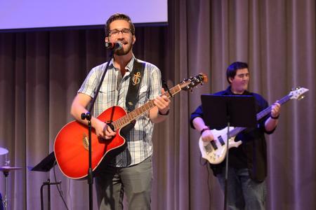 Mackenzie Burns, associate worship pastor at Englewood Baptist Church, leads worship in chapel for Faith in Practice Week in the G.M. Savage Memorial Chapel. - Photo by MiKalla Cotton
