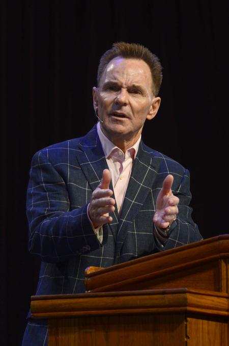 Ronnie Floyd, president of the Southern Baptist Convention and pastor at Cross Church, speaks to students in chapel on September 2 on Romans 13:11 and 1 Chronicles 12:32 entitled "This is Your Time" - Photo by Elizabeth Wilson