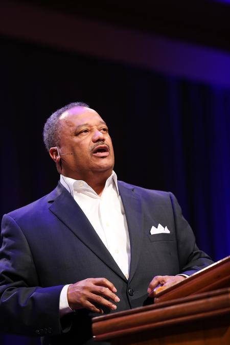 Fred Luter, senior pastor of Franklin Avenue Baptist Church, delivers the message at the main session on the West Tennessee Evangelism Rally. - Photo by Kristi McMurry Woody
