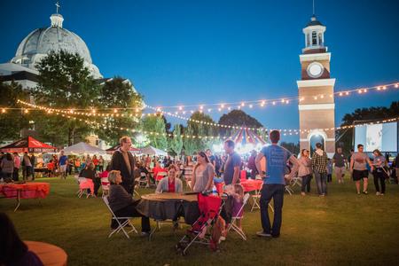 Families enjoy the festivities during Family Weekend Union Night.  - Photo by Kristi McMurry Woody